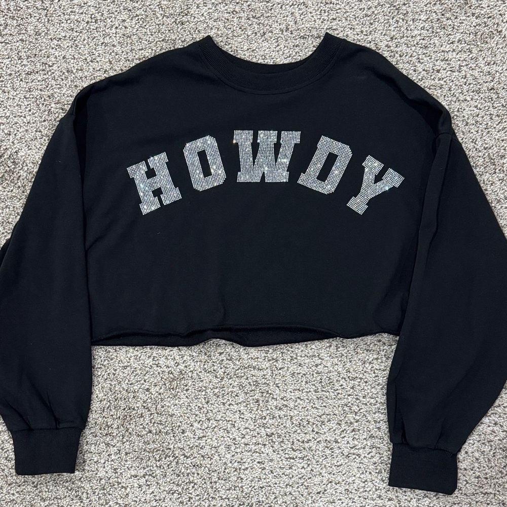 Black "Howdy" Graphic Crop boutique shirt